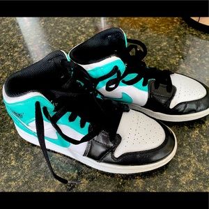 Size 4.5 kids Tropical Twist Air Jordans